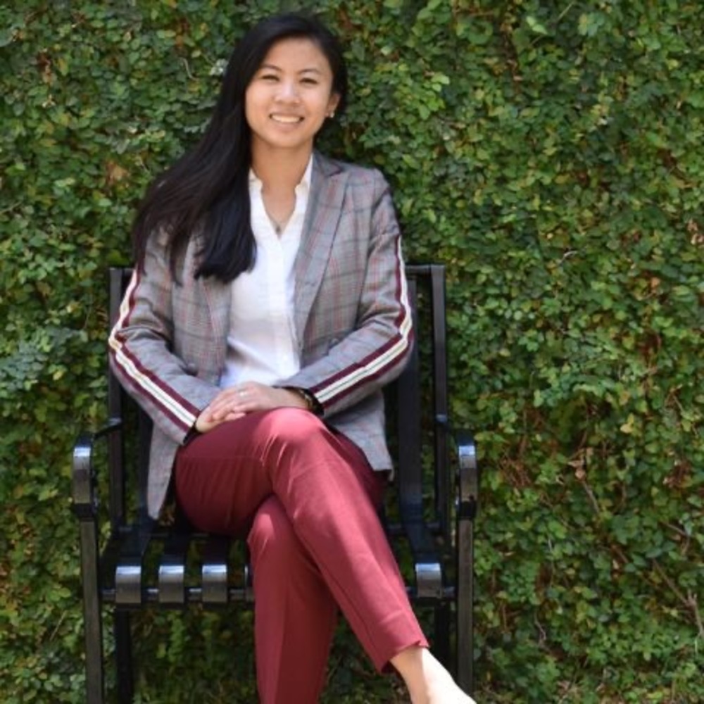 Meet your Posher, Jennifer